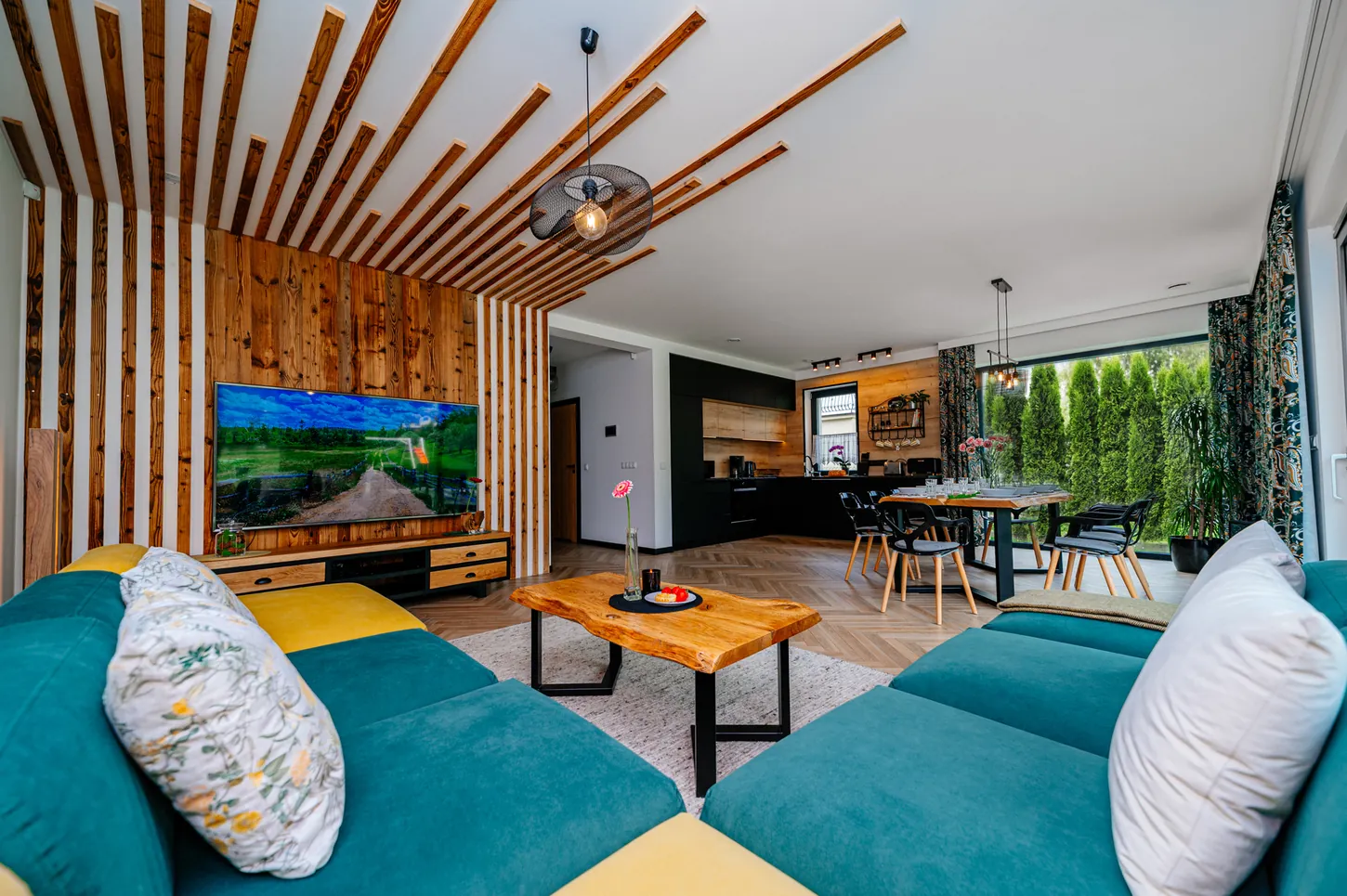 Serce domu, Highlander House